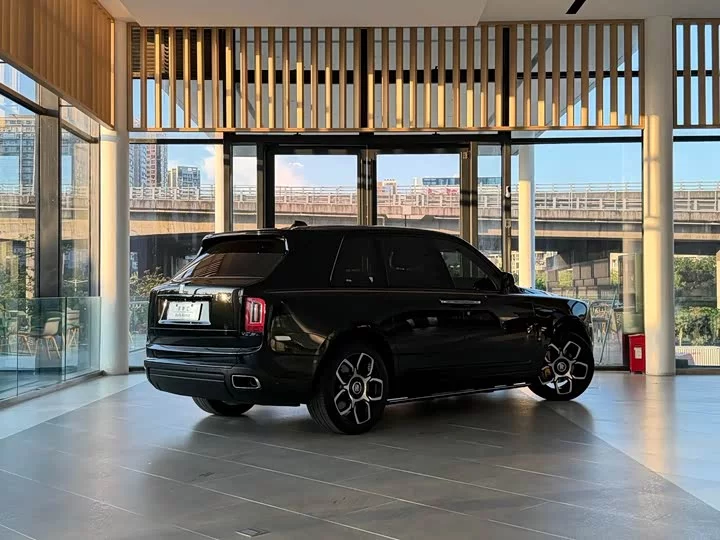 Rolls Royce Cullinan