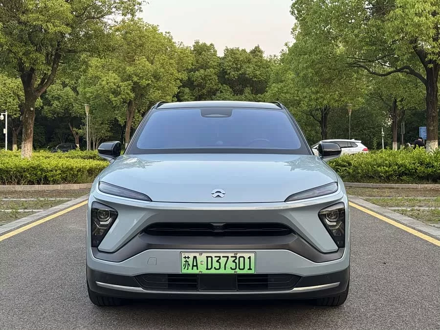 NIO ES6