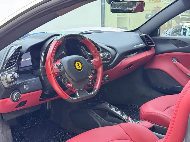 ferrari 488
