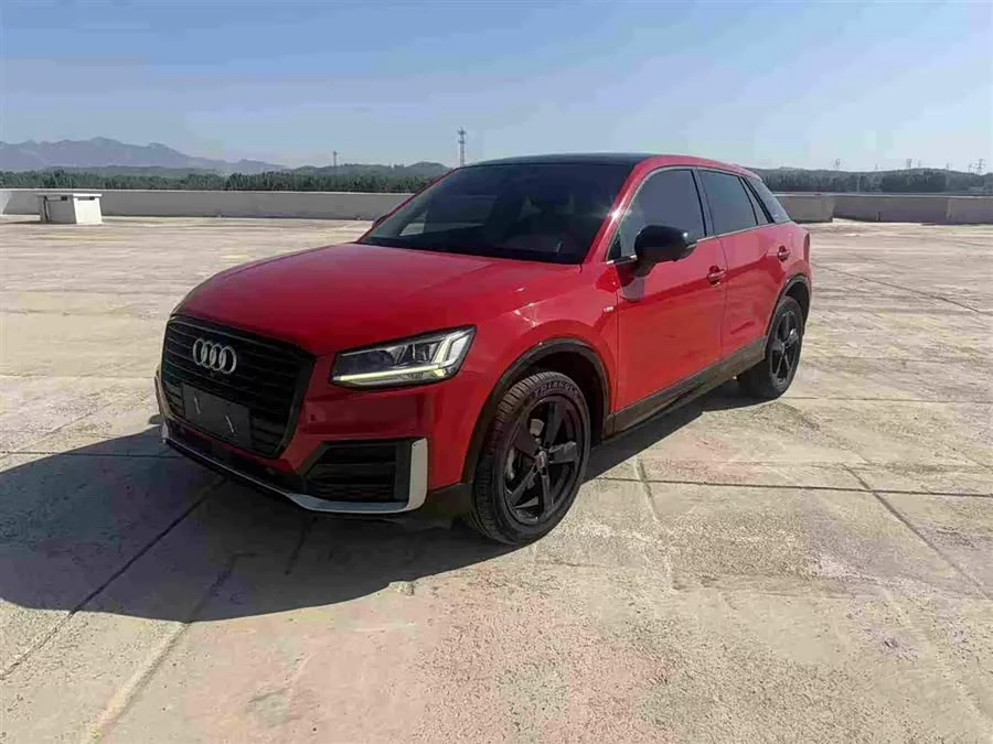 Audi Q2L