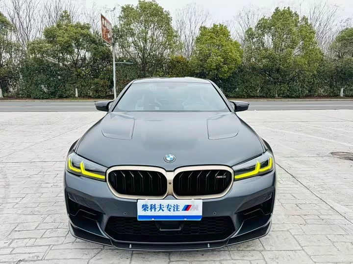 BMW M5