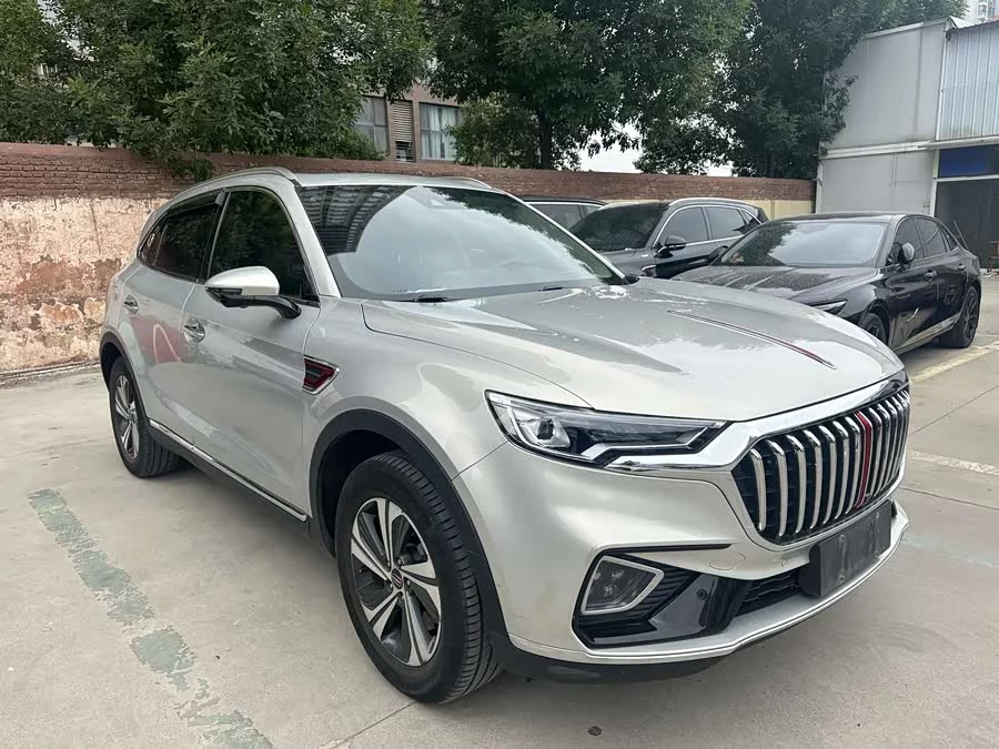 Hongqi HS5
