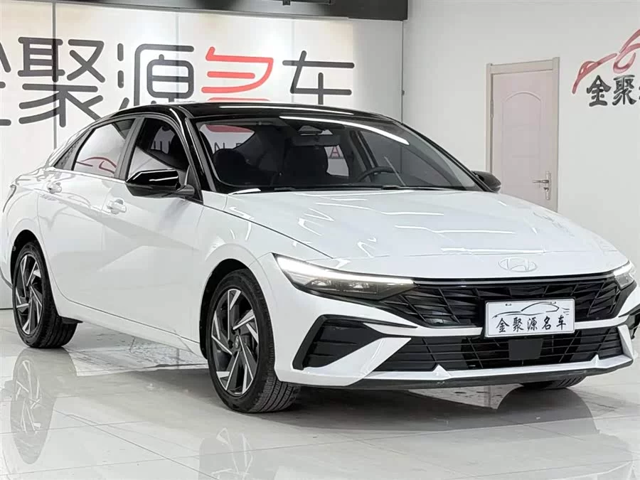 Hyundai Elantra