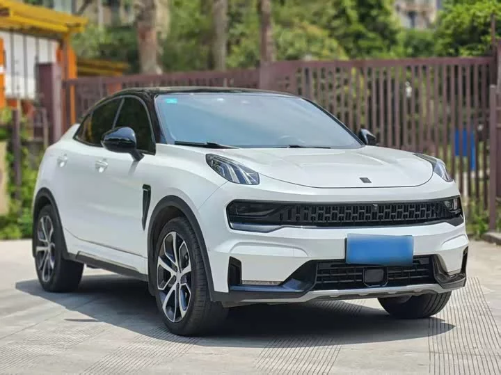 Lynk & Co 05
