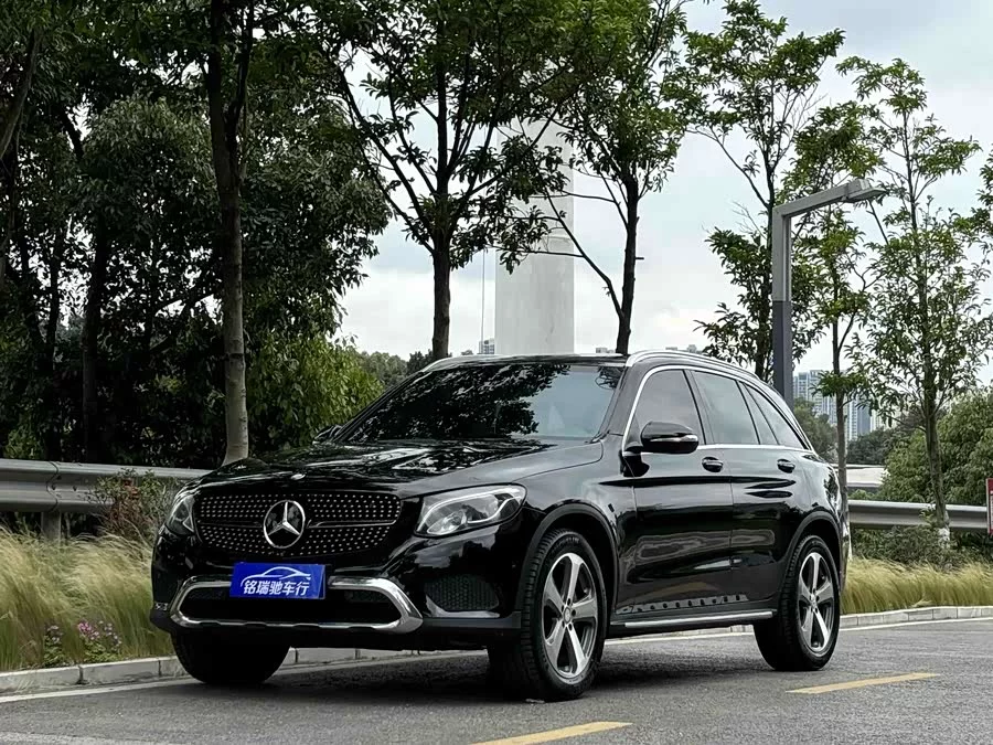 Mercedes Benz GLC