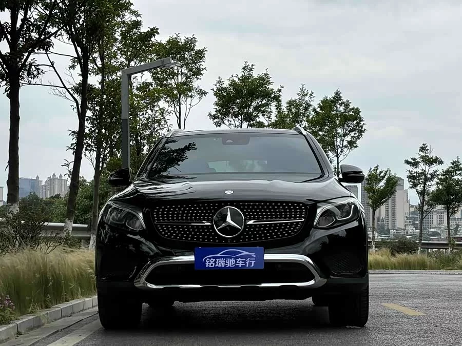 Mercedes Benz GLC
