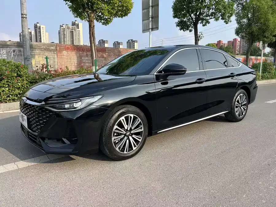 Chery Fengyun A8
