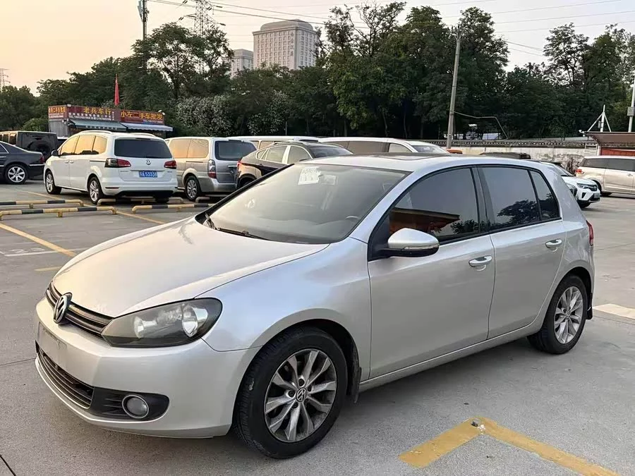 Volkswagen golf
