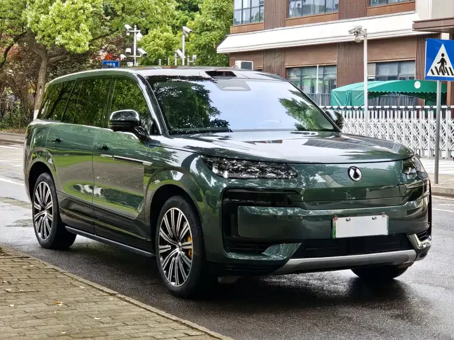 BYD N9