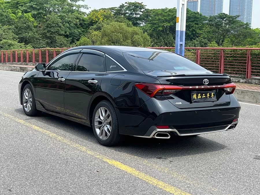 Toyota Avalon