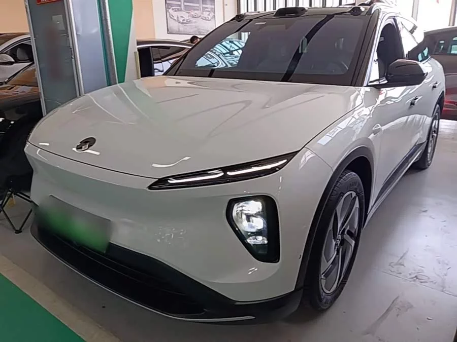 NIO ES6