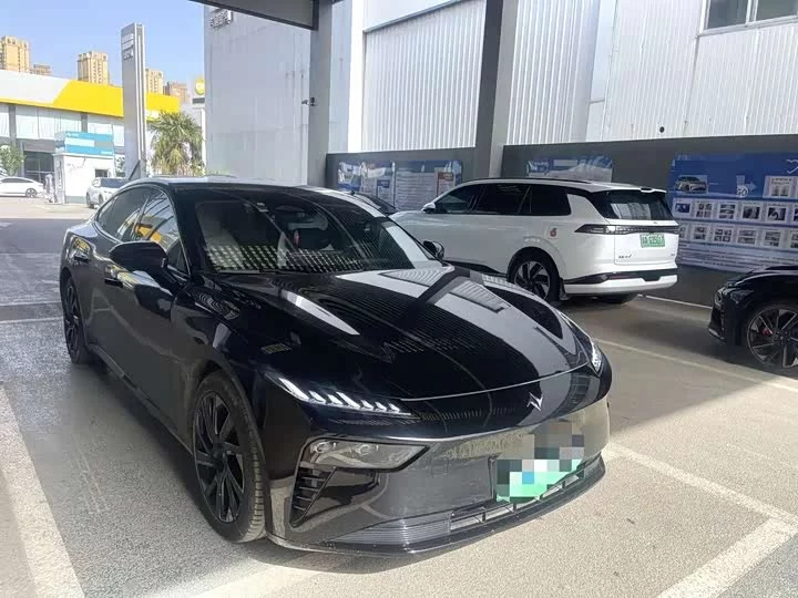 Dongfeng eπ007