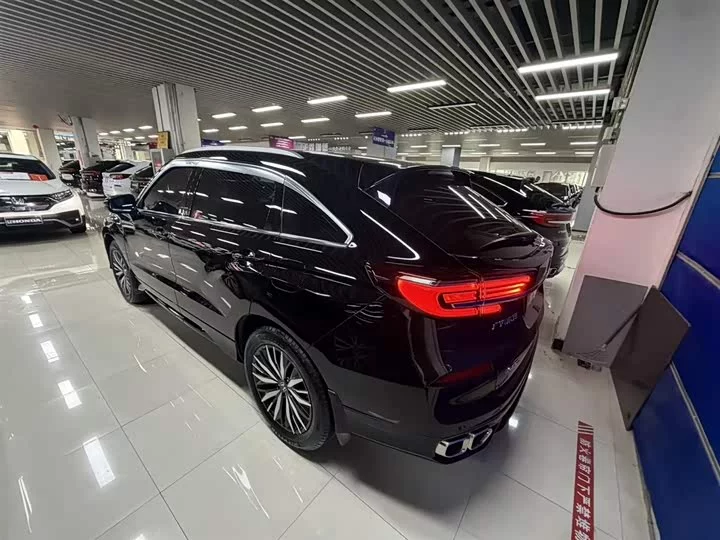 Honda Crown Road