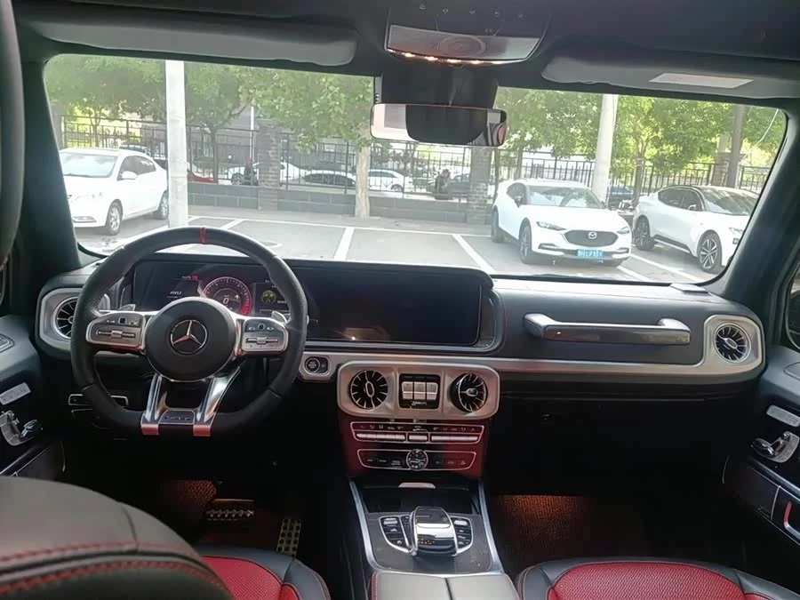 Mercedes Benz G-rated