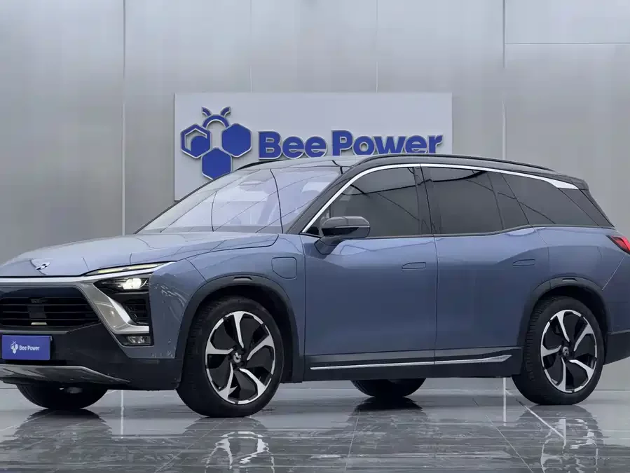 NIO ES8
