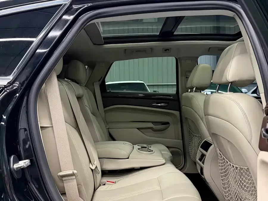 Cadillac SRX