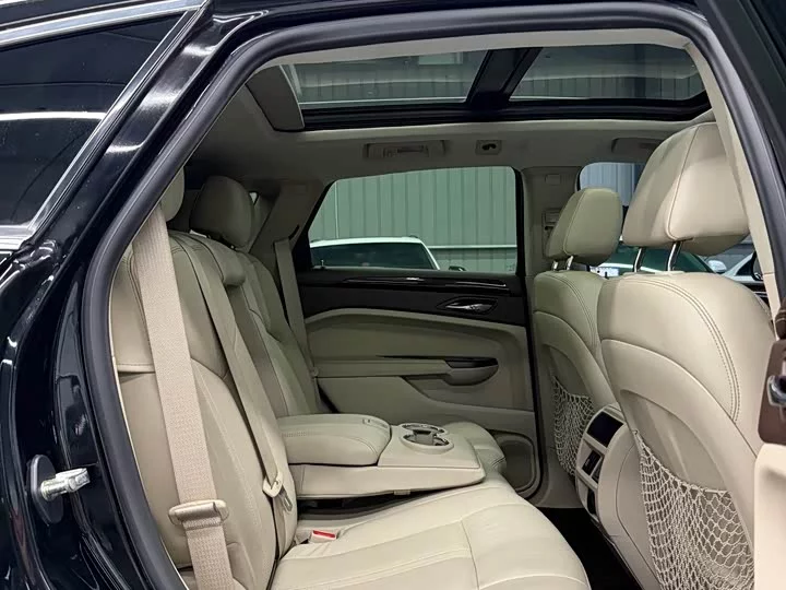 Cadillac SRX