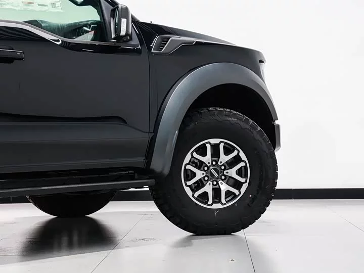 Ford F-150 Raptor