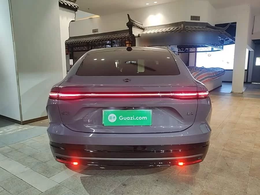 NIO EC6