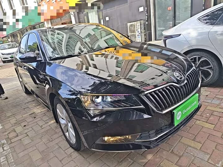 Skoda SuperB