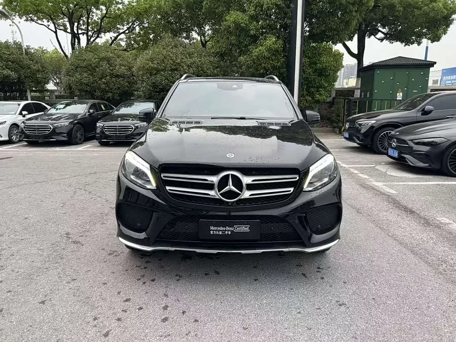 Mercedes Benz GLE (Imported)