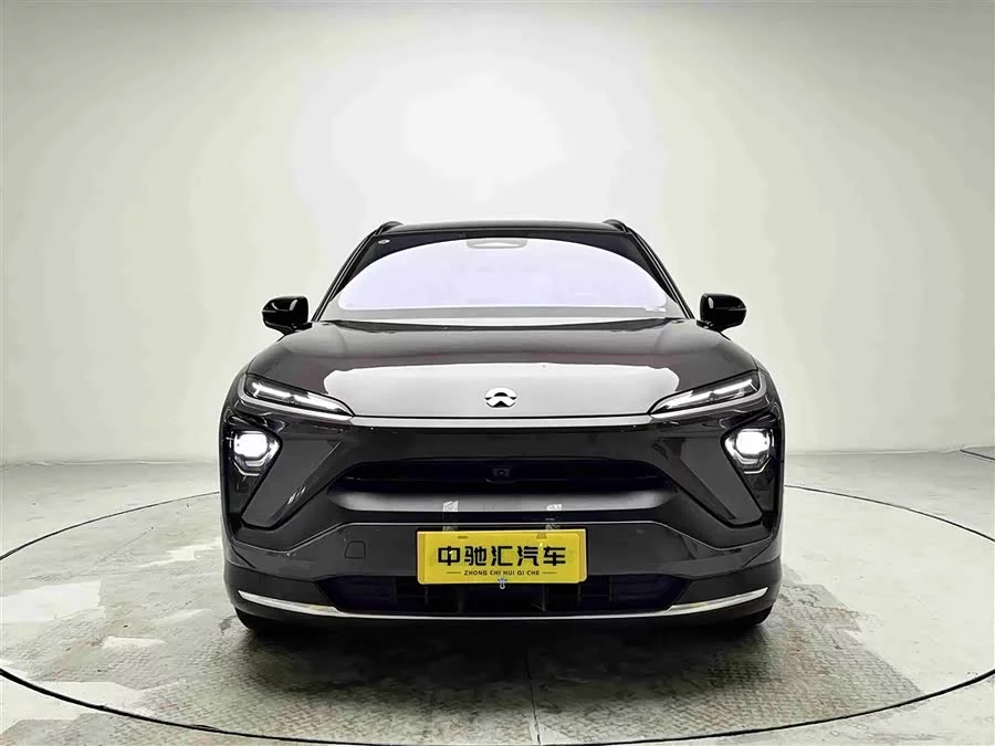 NIO ES6