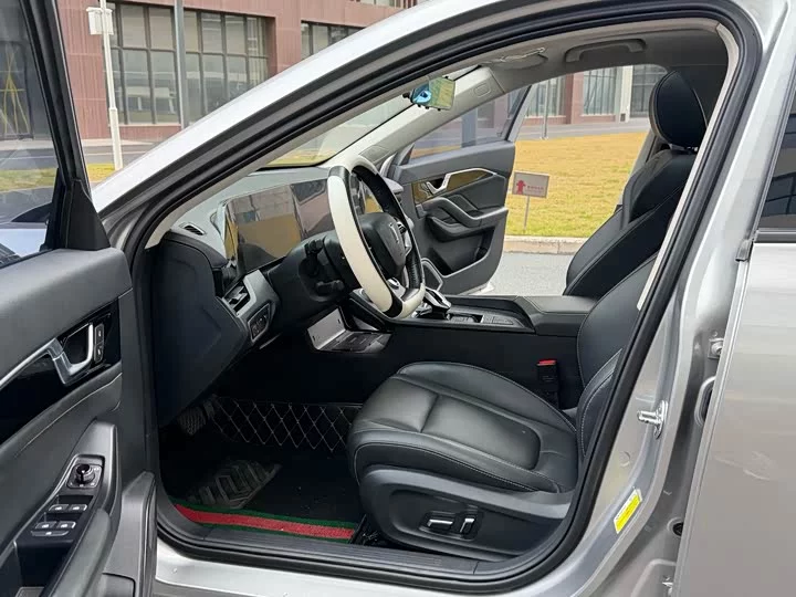 FAW Besturn B70