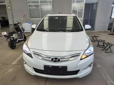 Hyundai Verna RV