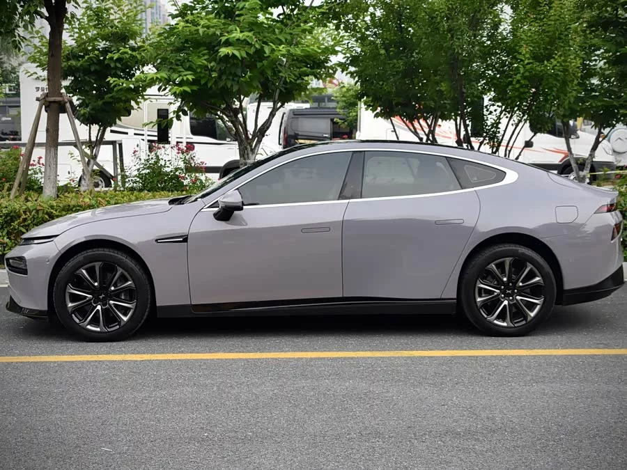 Xpeng P7