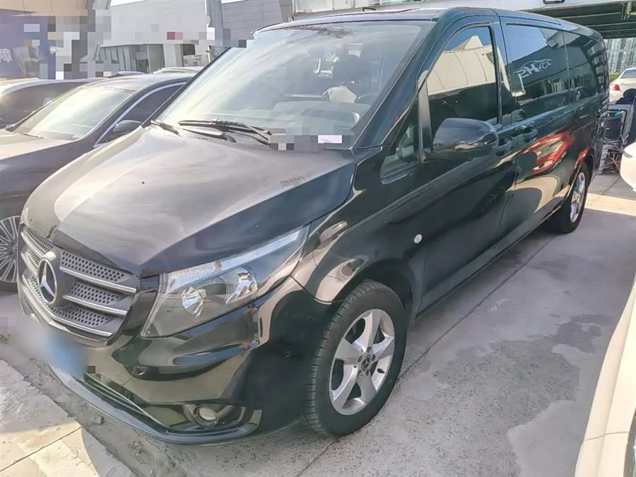 Mercedes Benz Vito