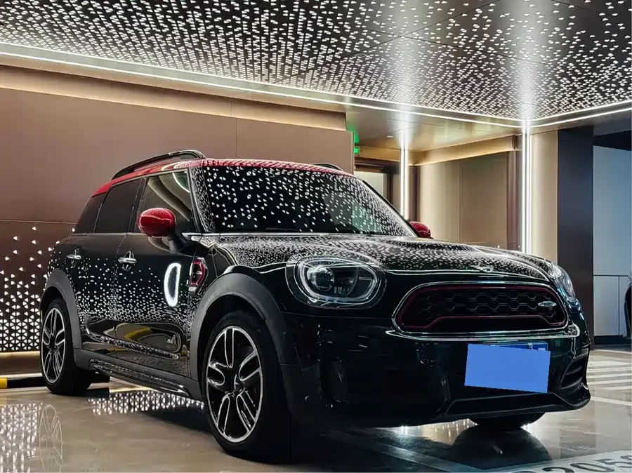 MINI JCW COUNTRYMAN