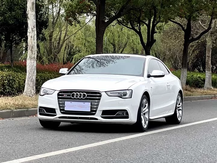 Audi S5