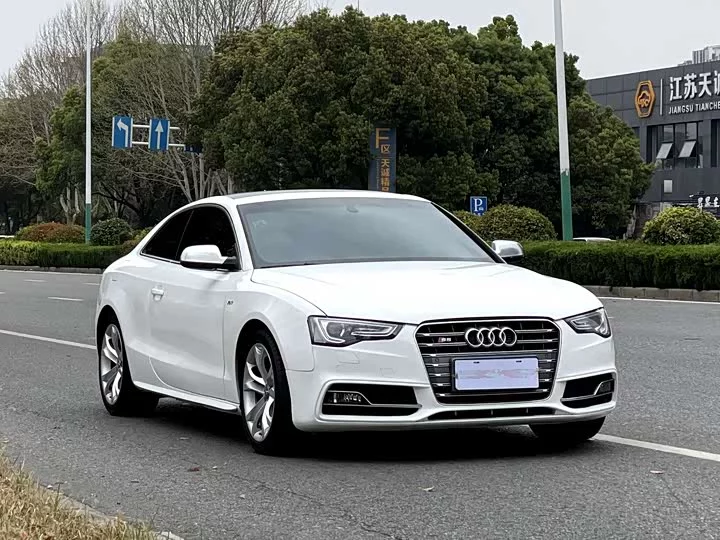 Audi S5