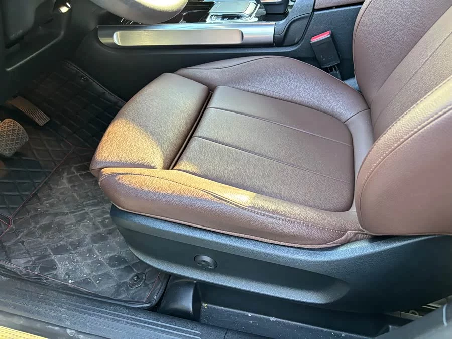 Mercedes Benz GLB