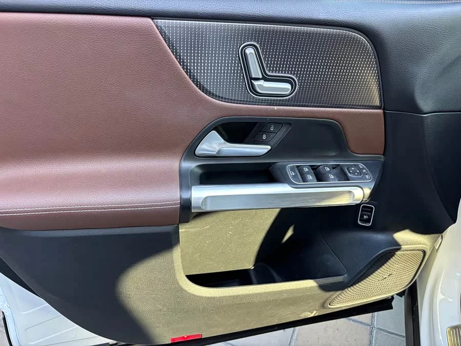Mercedes Benz GLB