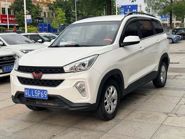 Wuling Hongguang S3