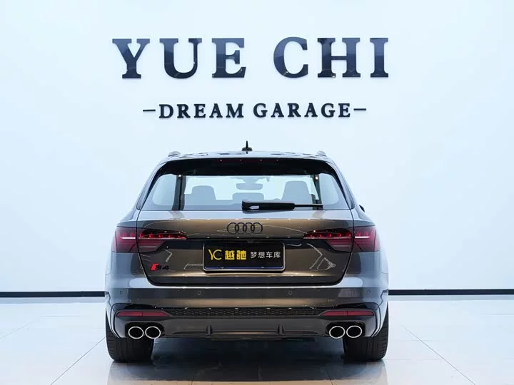 Audi S4