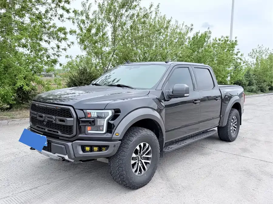 Ford F-150 Raptor
