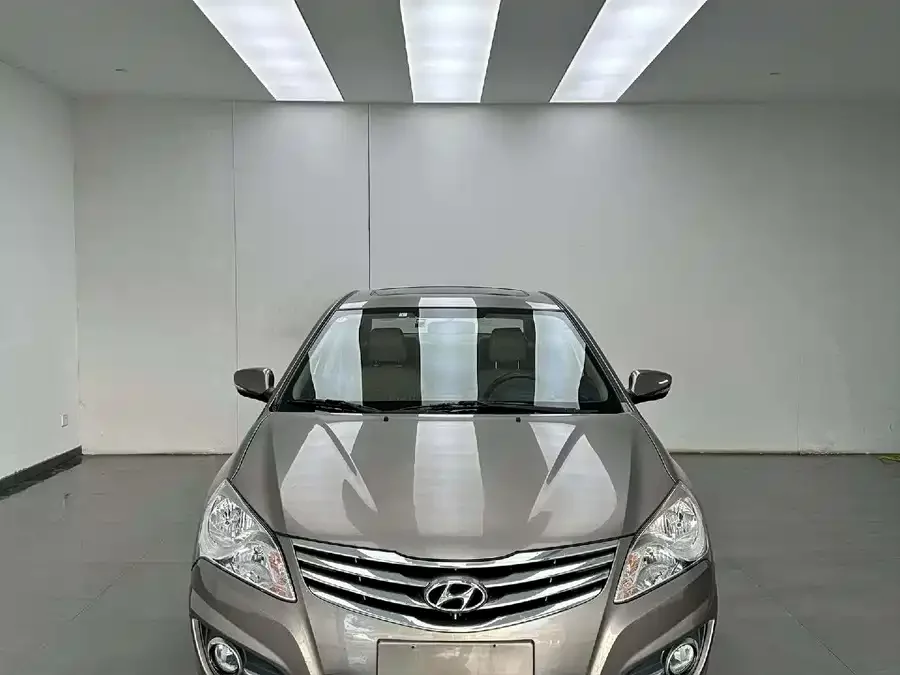 Hyundai Elantra / Celesta