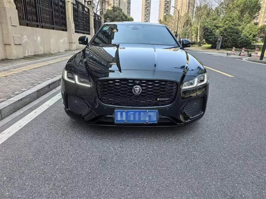 Jaguar XFL