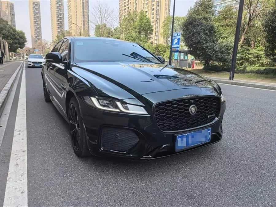 Jaguar XFL