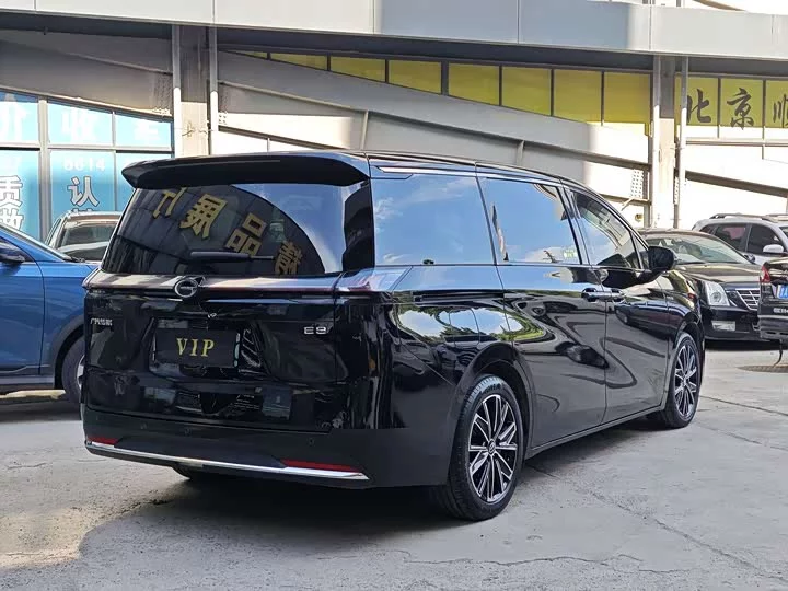 GAC Trumpchi E8 PHEV