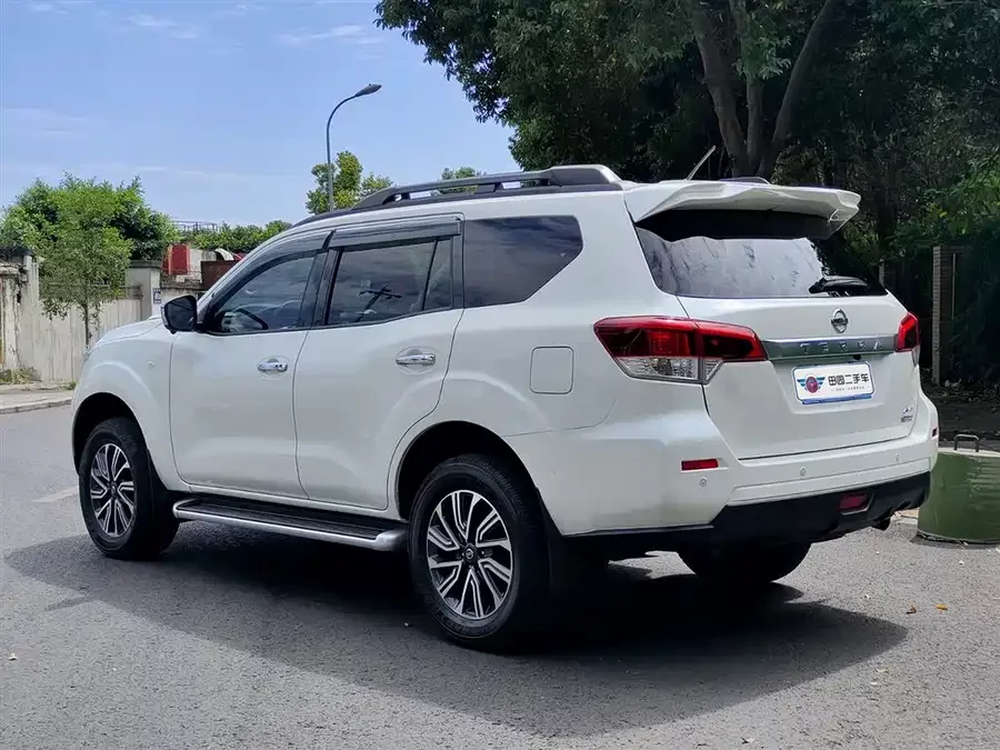 Nissan Terra