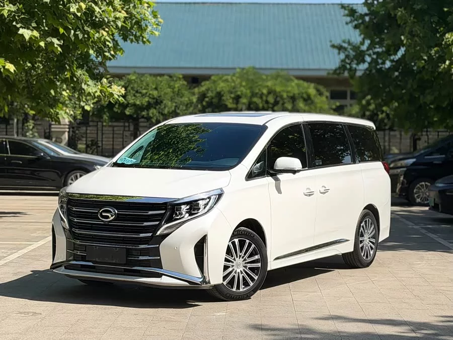 GAC Trumpchi M8