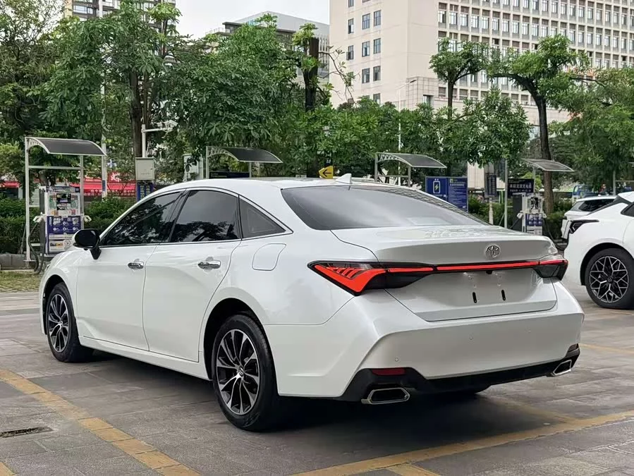 Toyota Avalon