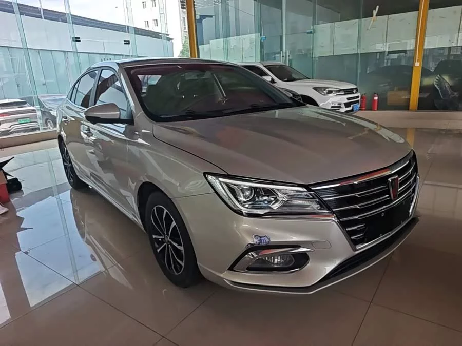Roewe i5
