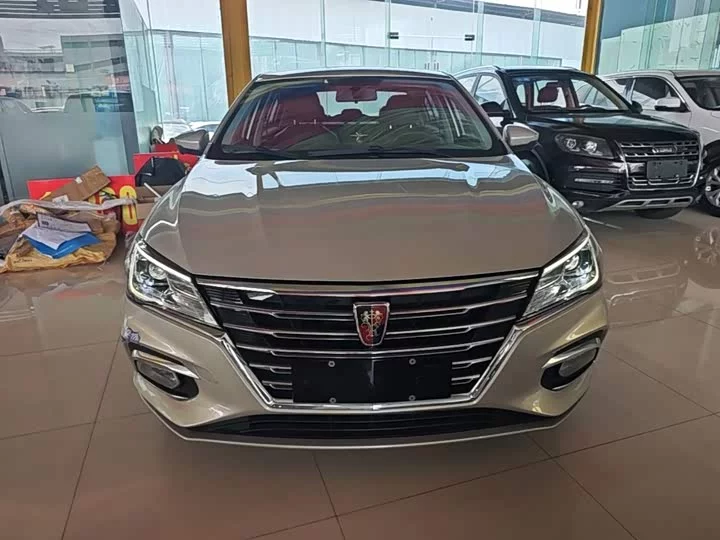 Roewe i5