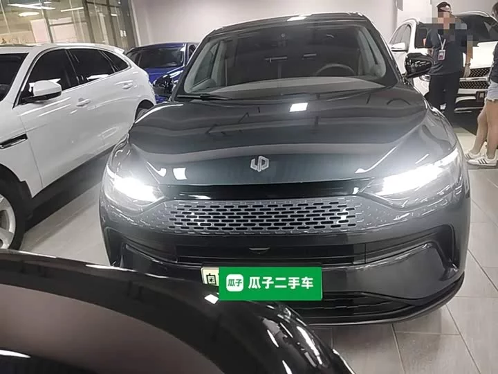 Leapmotor Zero running C11
