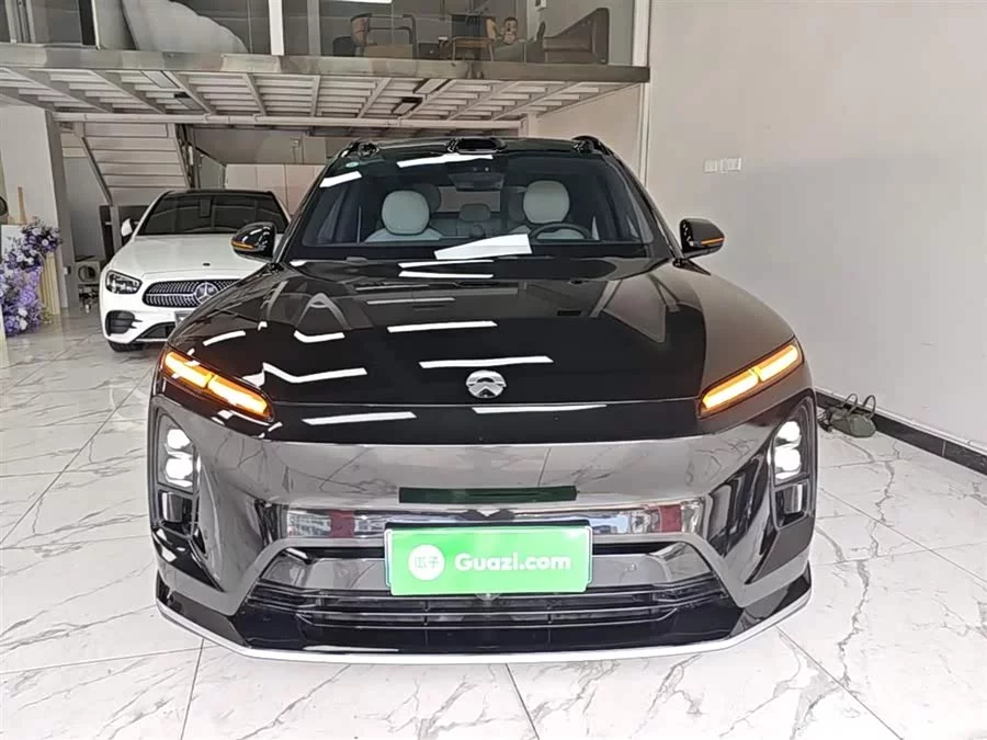 NIO ES6