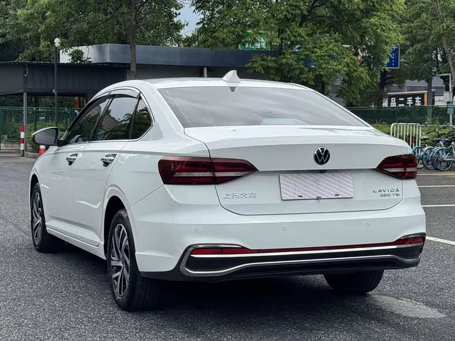 Volkswagen Lavida
